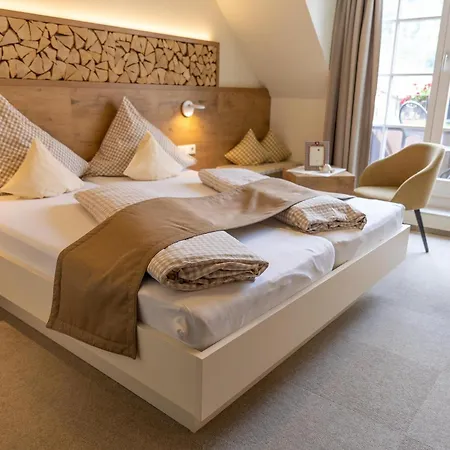 فندق Hotel-gasthaus Goldener Engel 3*