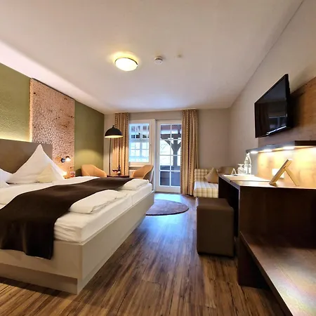 ホテル Hotel-gasthaus Goldener Engel 3*