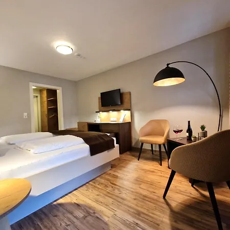 Hotel-gasthaus Goldener Engel ホテル