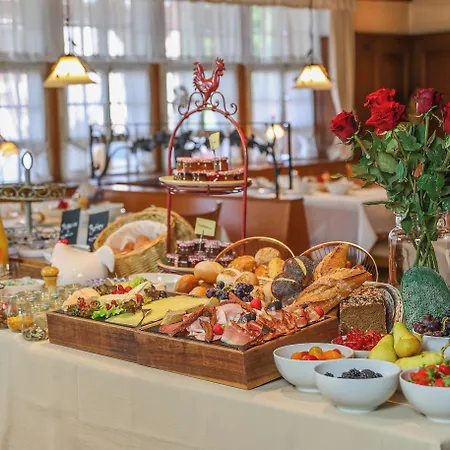 Hotel-gasthaus Goldener Engel 3* Glottertal