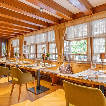 Hotel-gasthaus Goldener Engel Otel Glottertal