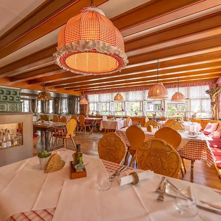 Hotel-gasthaus Goldener Engel 3* Glottertal