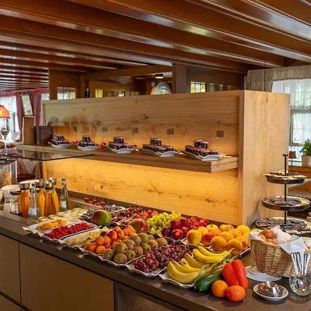 Otel Hotel-gasthaus Goldener Engel 3*